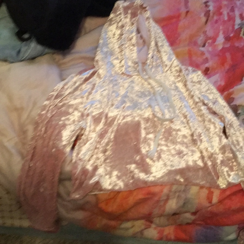 Cropped hoodie
